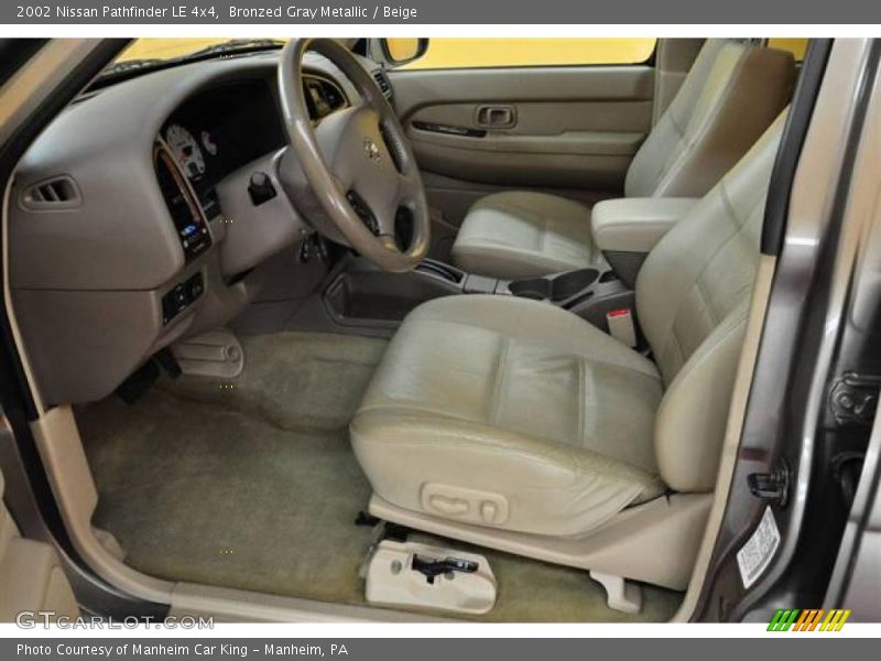 Bronzed Gray Metallic / Beige 2002 Nissan Pathfinder LE 4x4