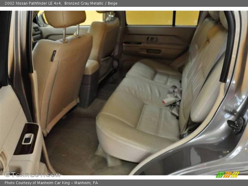 Bronzed Gray Metallic / Beige 2002 Nissan Pathfinder LE 4x4