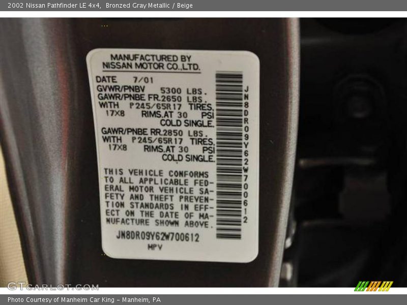Bronzed Gray Metallic / Beige 2002 Nissan Pathfinder LE 4x4
