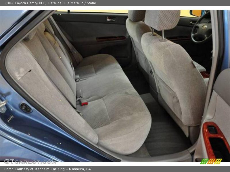 Catalina Blue Metallic / Stone 2004 Toyota Camry XLE