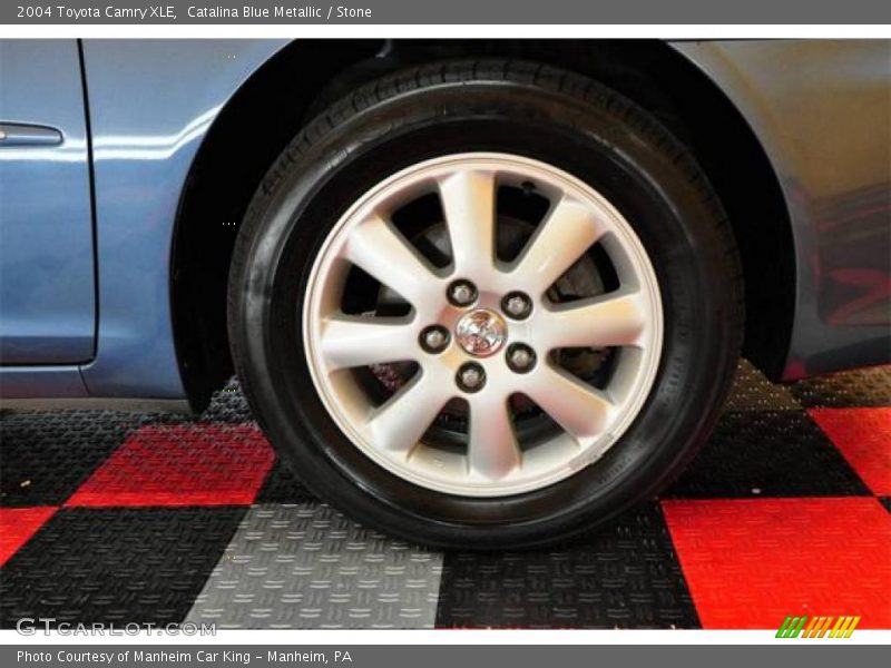 Catalina Blue Metallic / Stone 2004 Toyota Camry XLE