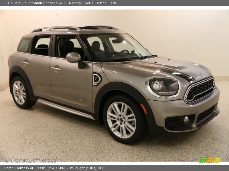 Melting Silver / Carbon Black 2019 Mini Countryman Cooper S All4