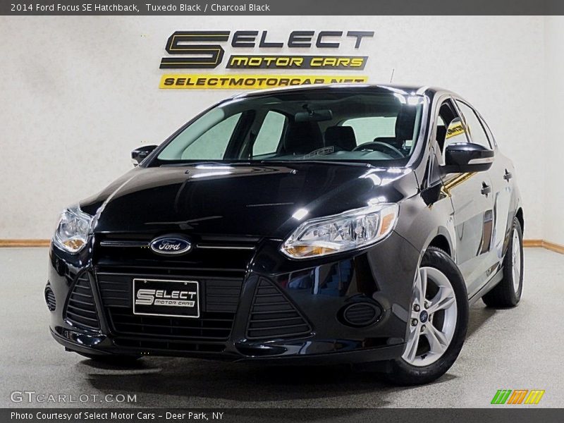 Tuxedo Black / Charcoal Black 2014 Ford Focus SE Hatchback