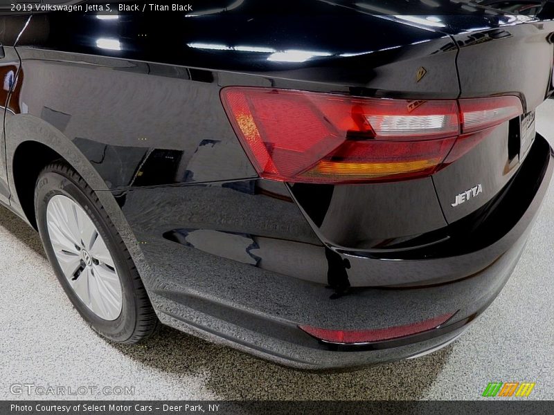 Black / Titan Black 2019 Volkswagen Jetta S