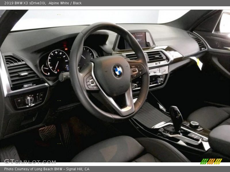 Alpine White / Black 2019 BMW X3 sDrive30i