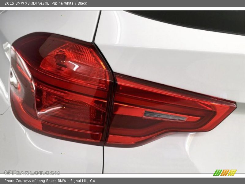 Alpine White / Black 2019 BMW X3 sDrive30i