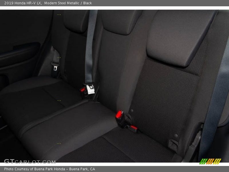 Modern Steel Metallic / Black 2019 Honda HR-V LX