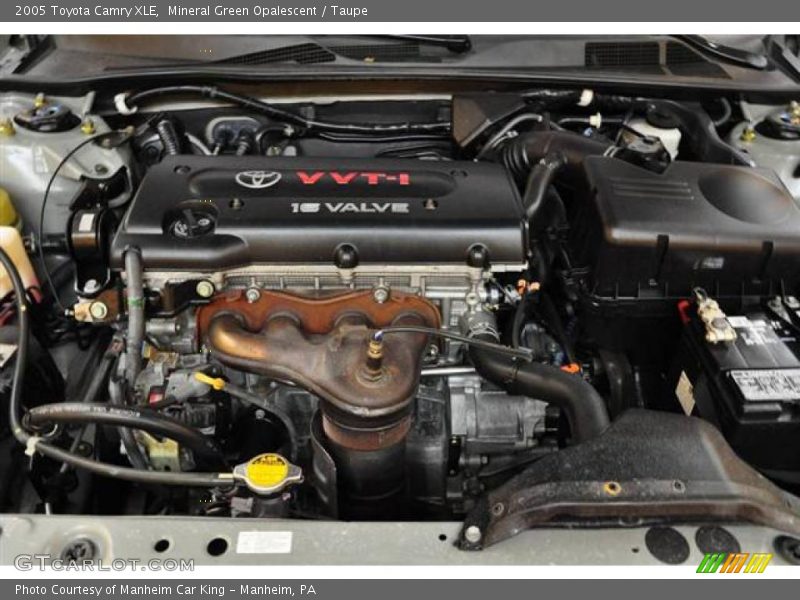 Mineral Green Opalescent / Taupe 2005 Toyota Camry XLE