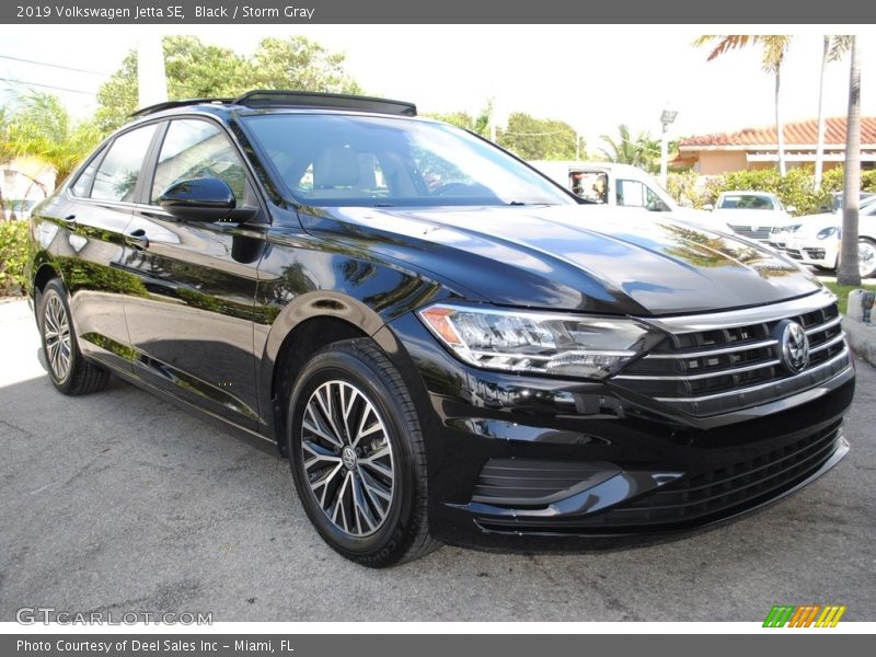 Black / Storm Gray 2019 Volkswagen Jetta SE