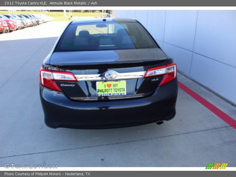 Attitude Black Metallic / Ash 2012 Toyota Camry XLE