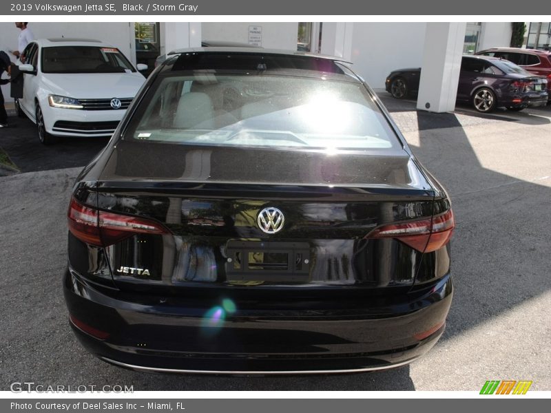 Black / Storm Gray 2019 Volkswagen Jetta SE