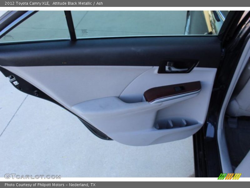 Attitude Black Metallic / Ash 2012 Toyota Camry XLE