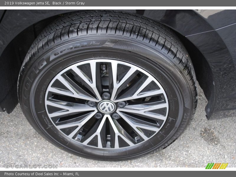 Black / Storm Gray 2019 Volkswagen Jetta SE
