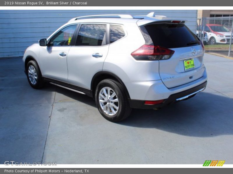 Brilliant Silver / Charcoal 2019 Nissan Rogue SV