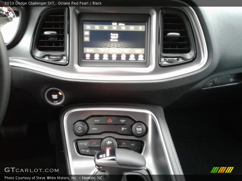 Octane Red Pearl / Black 2019 Dodge Challenger SXT