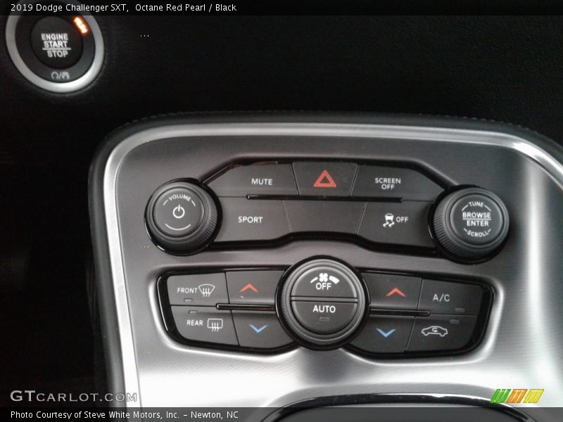 Octane Red Pearl / Black 2019 Dodge Challenger SXT