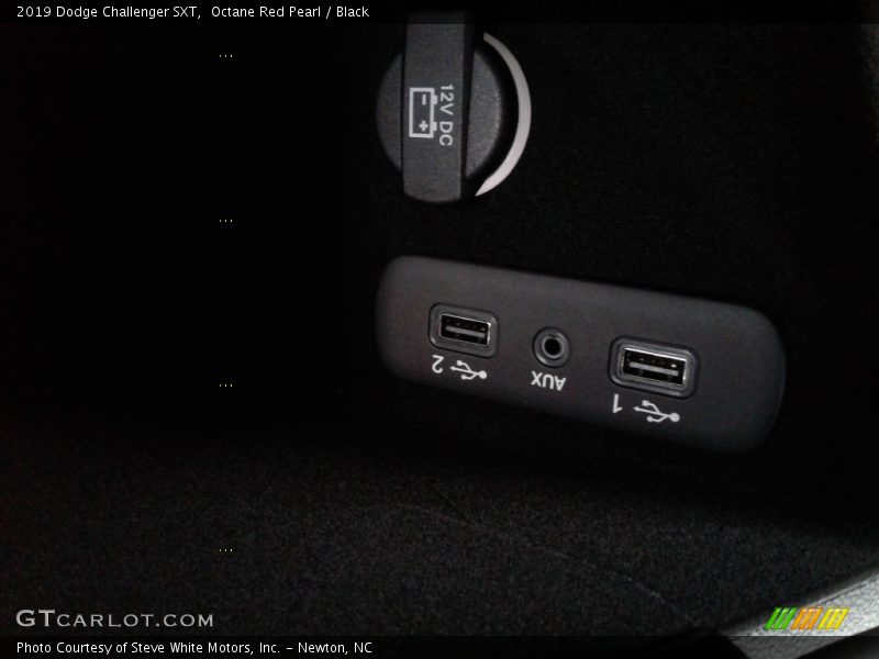 Octane Red Pearl / Black 2019 Dodge Challenger SXT