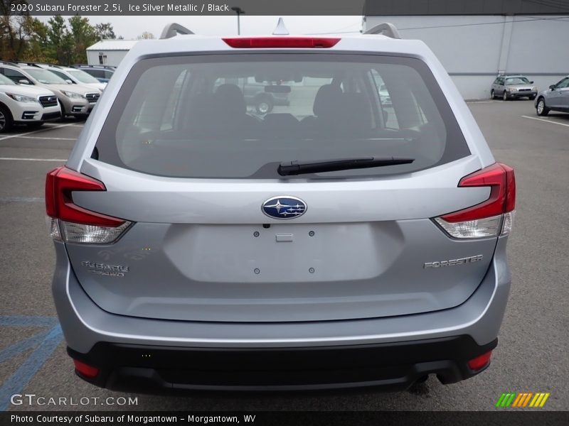 Ice Silver Metallic / Black 2020 Subaru Forester 2.5i
