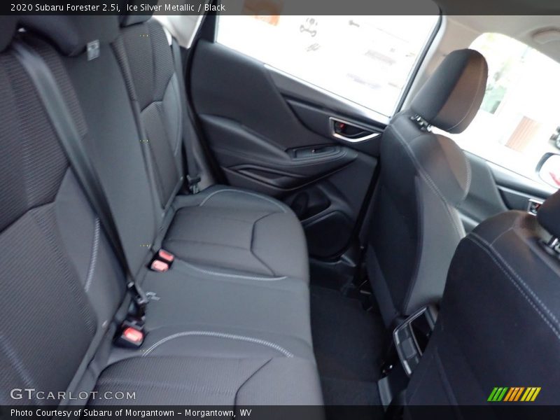 Ice Silver Metallic / Black 2020 Subaru Forester 2.5i