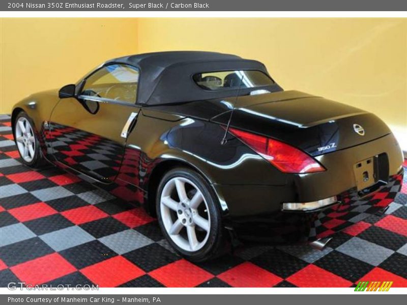 Super Black / Carbon Black 2004 Nissan 350Z Enthusiast Roadster