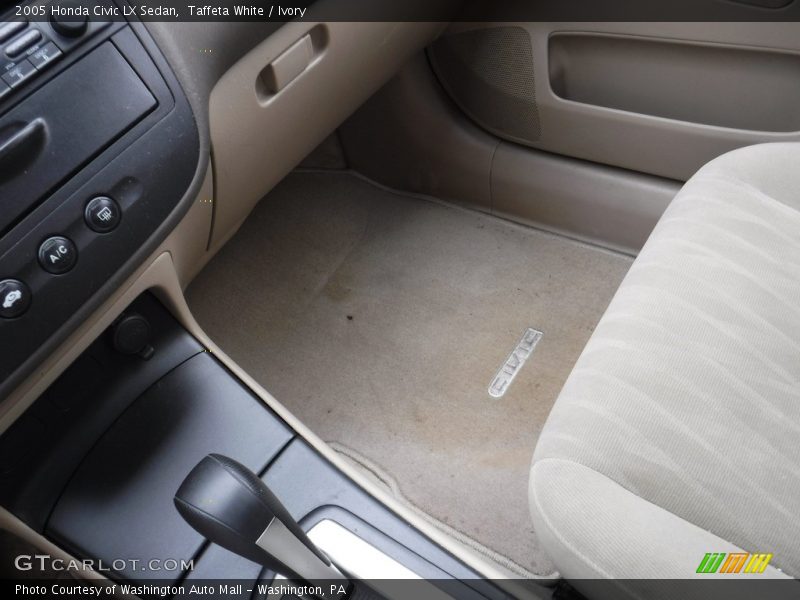 Taffeta White / Ivory 2005 Honda Civic LX Sedan
