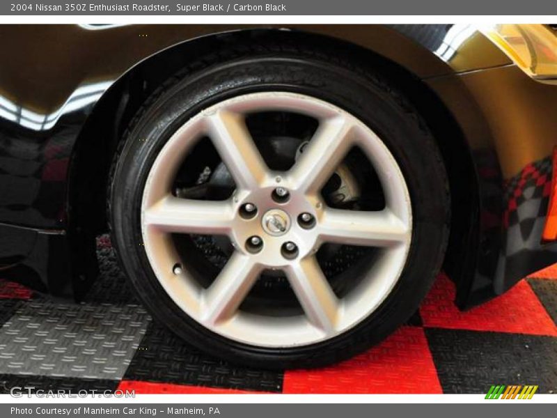 Super Black / Carbon Black 2004 Nissan 350Z Enthusiast Roadster