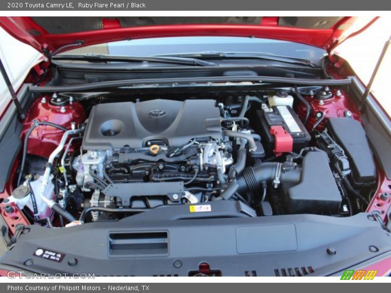 Ruby Flare Pearl / Black 2020 Toyota Camry LE