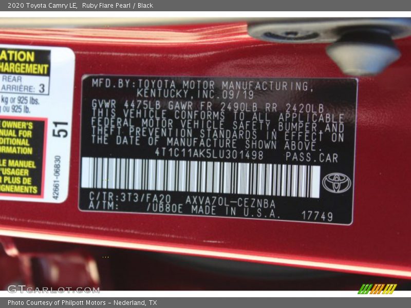 Ruby Flare Pearl / Black 2020 Toyota Camry LE