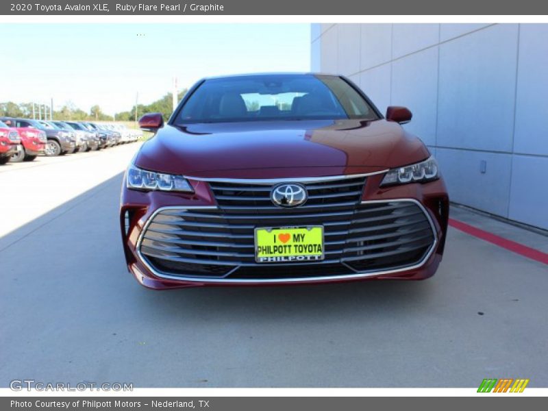 Ruby Flare Pearl / Graphite 2020 Toyota Avalon XLE