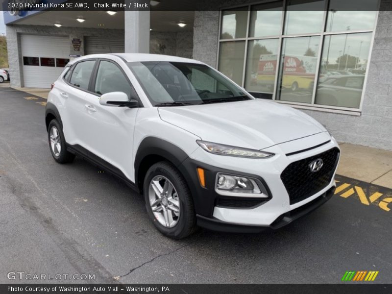 Front 3/4 View of 2020 Kona SE AWD