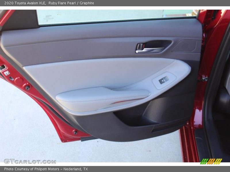 Ruby Flare Pearl / Graphite 2020 Toyota Avalon XLE