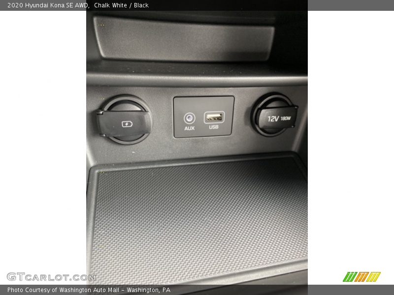 Chalk White / Black 2020 Hyundai Kona SE AWD