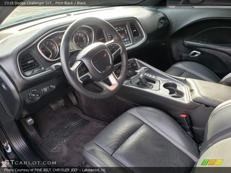 Pitch Black / Black 2018 Dodge Challenger SXT