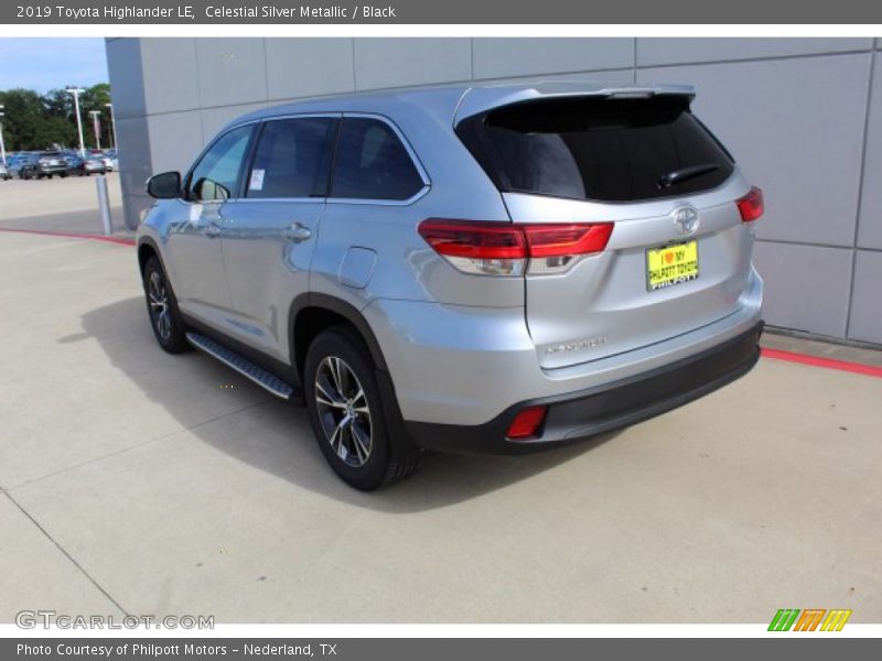 Celestial Silver Metallic / Black 2019 Toyota Highlander LE