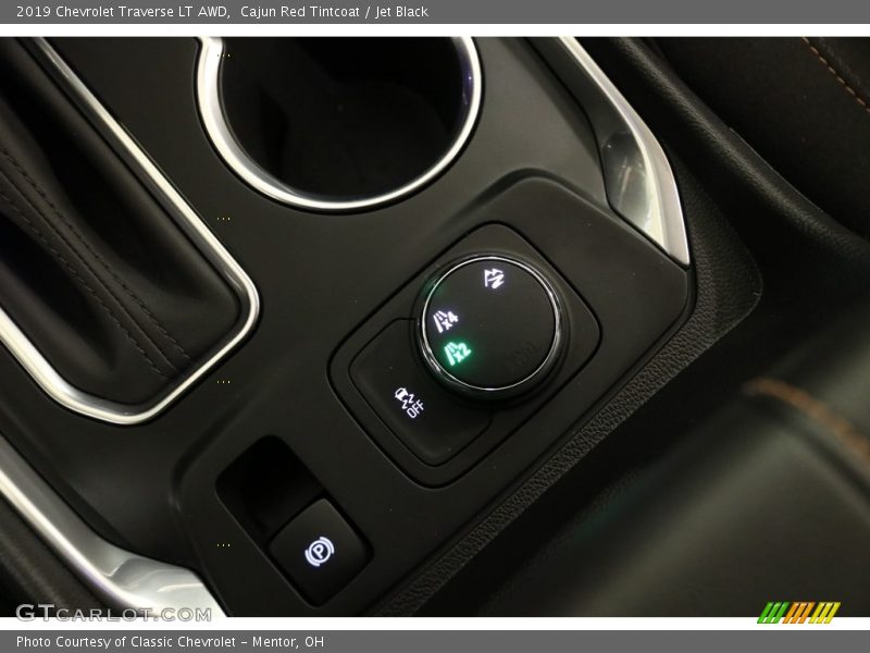 Cajun Red Tintcoat / Jet Black 2019 Chevrolet Traverse LT AWD