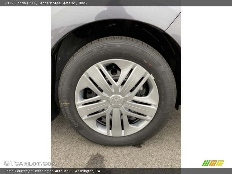 Modern Steel Metallic / Black 2019 Honda Fit LX