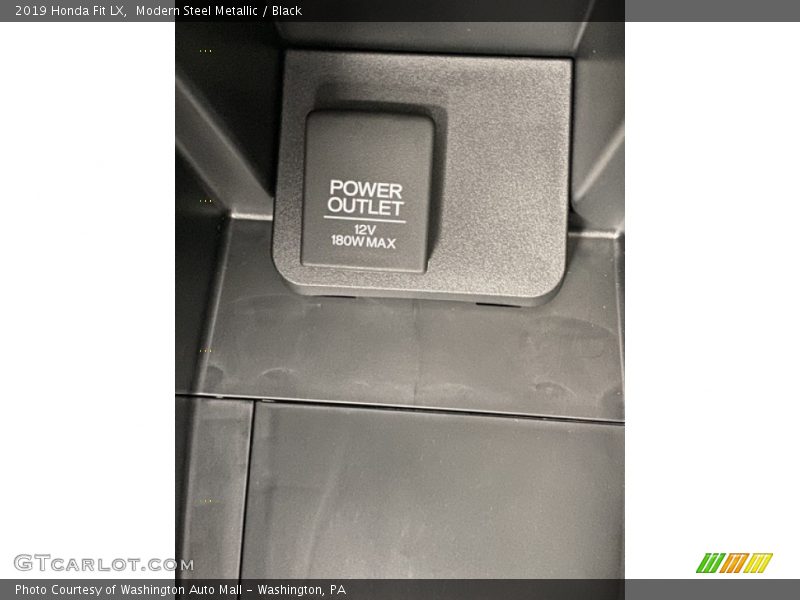 Modern Steel Metallic / Black 2019 Honda Fit LX
