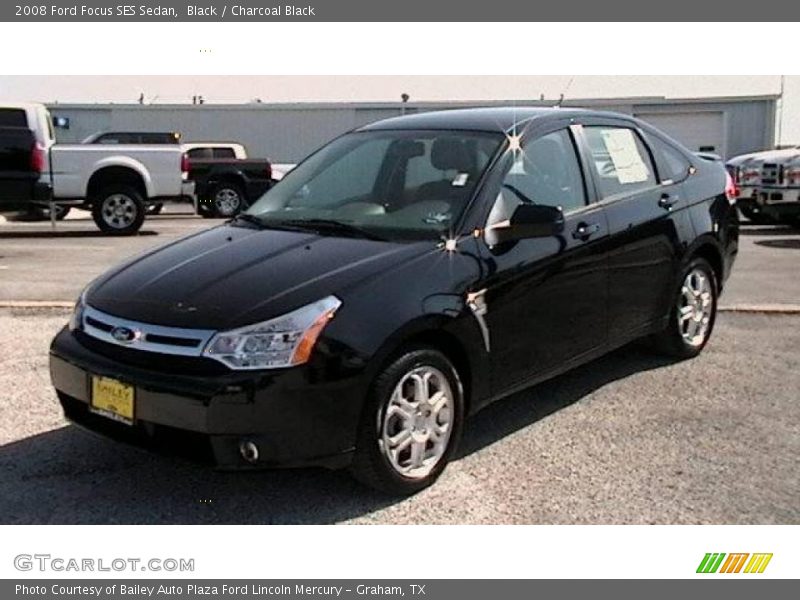 Black / Charcoal Black 2008 Ford Focus SES Sedan