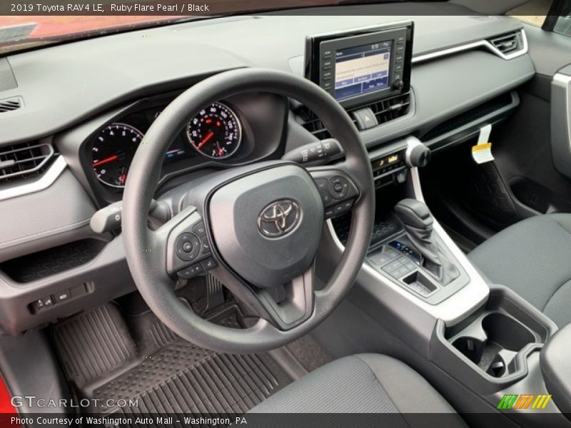 Ruby Flare Pearl / Black 2019 Toyota RAV4 LE