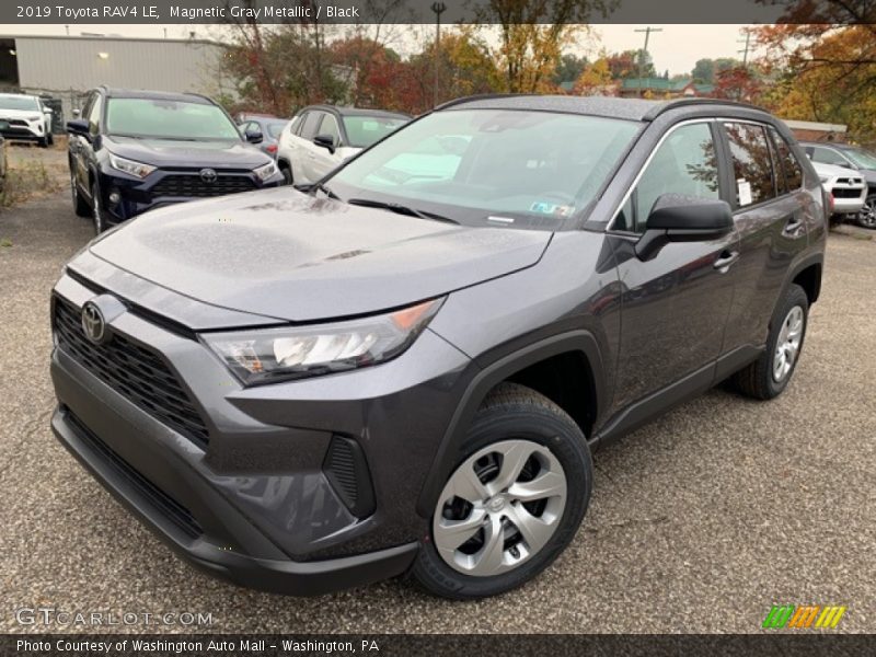 Magnetic Gray Metallic / Black 2019 Toyota RAV4 LE