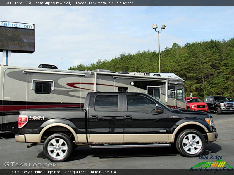 Tuxedo Black Metallic / Pale Adobe 2011 Ford F150 Lariat SuperCrew 4x4