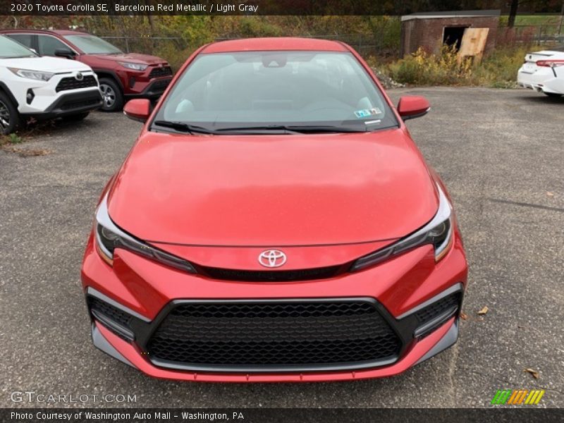 Barcelona Red Metallic / Light Gray 2020 Toyota Corolla SE