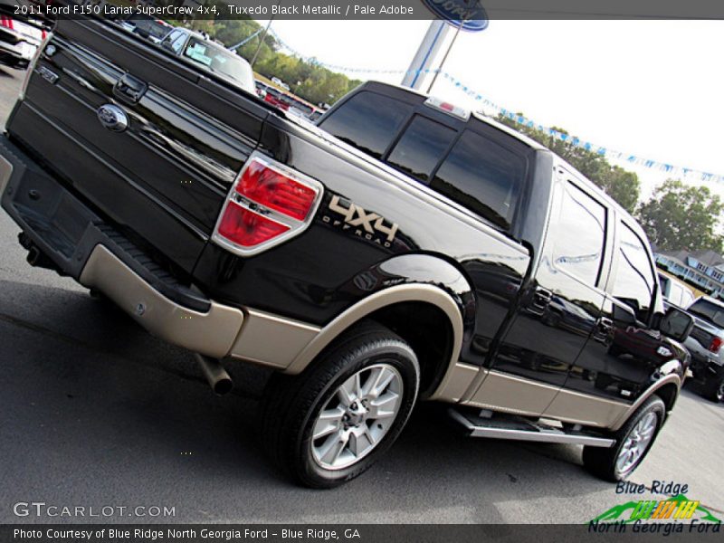 Tuxedo Black Metallic / Pale Adobe 2011 Ford F150 Lariat SuperCrew 4x4