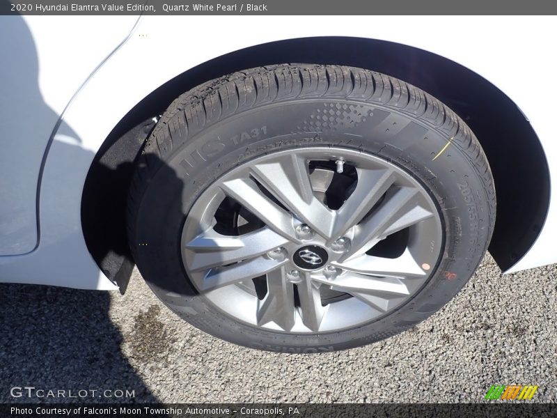 Quartz White Pearl / Black 2020 Hyundai Elantra Value Edition