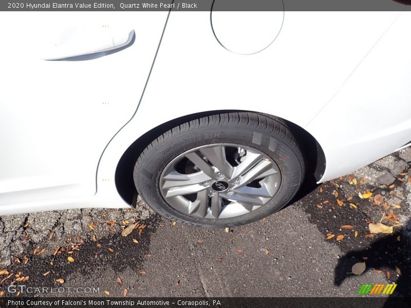 Quartz White Pearl / Black 2020 Hyundai Elantra Value Edition