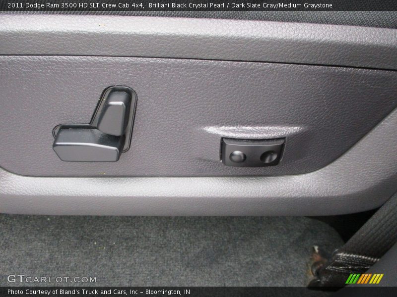Brilliant Black Crystal Pearl / Dark Slate Gray/Medium Graystone 2011 Dodge Ram 3500 HD SLT Crew Cab 4x4