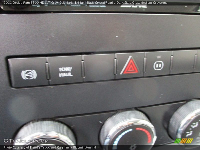 Brilliant Black Crystal Pearl / Dark Slate Gray/Medium Graystone 2011 Dodge Ram 3500 HD SLT Crew Cab 4x4