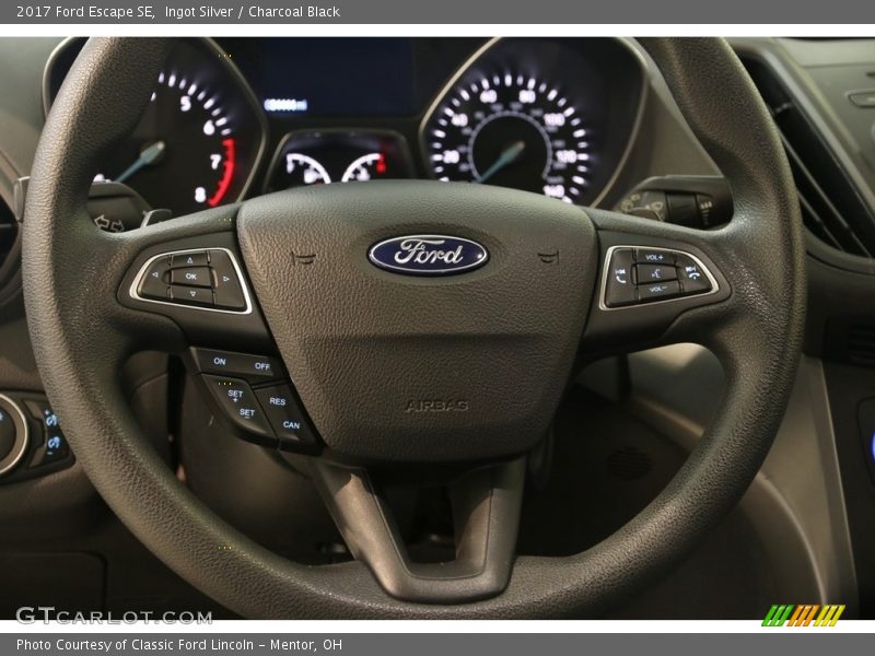 Ingot Silver / Charcoal Black 2017 Ford Escape SE
