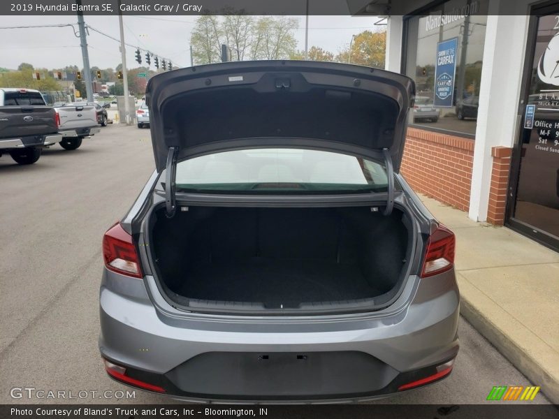 Galactic Gray / Gray 2019 Hyundai Elantra SE