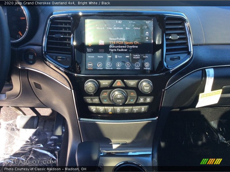 Bright White / Black 2020 Jeep Grand Cherokee Overland 4x4
